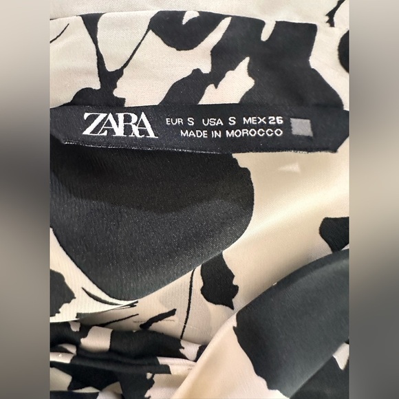 Zara Women's Cream and Black Floral‎ Print Long Sleeve Blouse Size S - Picture 13 of 16